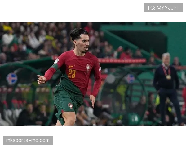 维蒂尼亚 vs 加维:新生代中场组织与推进能力对比 维蒂尼亚 vs 加维:新生代中场组织与推进能力对比
